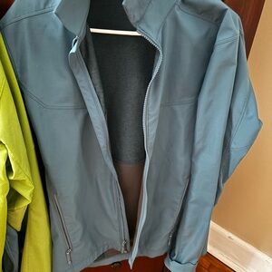Arc'teryx Men's Teal Lightweight Jacket